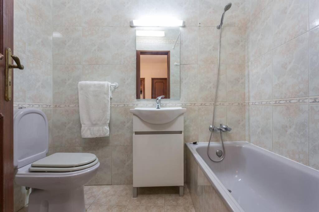 Apartamento Millenium Vista Mar- 2 Passos Da Praia Quarteira Ngoại thất bức ảnh
