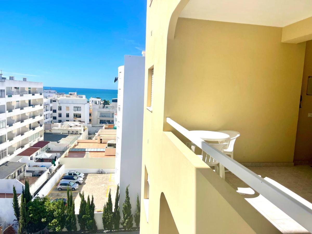 Apartamento Millenium Vista Mar- 2 Passos Da Praia Quarteira Ngoại thất bức ảnh